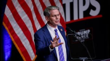 وزير الخزانة الأميركي يقر بتسبب إجراءات بلاده بأزمة الدولار والاحتجاجات في إيران