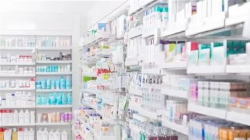 بالفيديو.. اقتحم صيدلية للحصول على دواء للإجهاض!