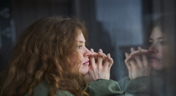 خيار علاجي فعال للصحة النفسية قد يضاهي تأثير الأدوية