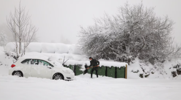 الطقس ينقلب مجددا ثاني أعلى تحذير من العواصف في إسبانيا والبرتغال الطقس ينقلب مجددا ثاني أعلى تحذير من العواصف في إسبانيا والبرتغال