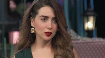 بعد خضوعها لعملية جراحية خطرة.. هذا وضع مي عز الدين الصحي