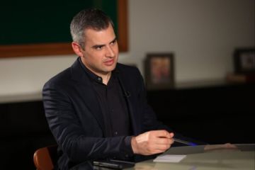 فرنجية: التفاوض الأميركي-الإيراني جدي والمشهد الإقليمي مقلق وعلينا تحييد لبنان عن الصراعات فرنجية: التفاوض الأميركي-الإيراني جدي والمشهد الإقليمي مقلق وعلينا تحييد لبنان عن الصراعات