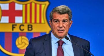 لابورتا يستقيل تمهيدا للترشح مجددا في انتخابات برشلونة