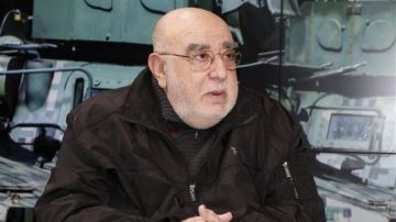 مصطفى حمدان: بروجكتروينمضيئين في ظلام الوطن الدامس