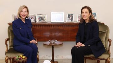 السيدة الأولى استقبلت رئيسة مؤسسة CMA CGM... وهذا ما قالته السيدة الأولى استقبلت رئيسة مؤسسة CMA CGM... وهذا ما قالته