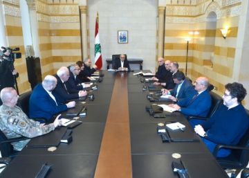 سلام يعقد اجتماعا موسعا لمتابعة جهوزية المؤسسات وضمان انتظام الخدمات والمرافق العامة