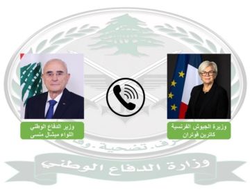 اتصال هاتفي بين وزير الدفاع الوطني ونظيرته الفرنسية