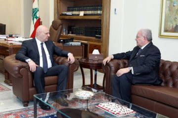 الرئيس عون عرض مع الوزير السابق نهاد المشنوق المبادرة التي اعلنها لوقف التصعيد العسكري الراهن