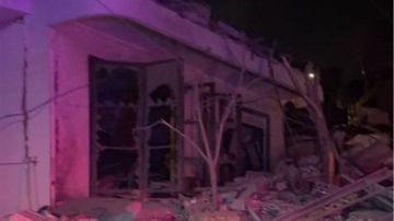 غارة على منزل في الحلوسية - صور وسقوط جريحين