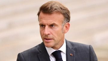 ماكرون: أكدت للرئيس الإسرائيلي ضرورة منع التصعيد في لبنان وأبلغته بأن المحادثات المباشرة بين إسرائيل ولبنان فرصة يجب اغتنامها ماكرون: أكدت للرئيس الإسرائيلي ضرورة منع التصعيد في لبنان وأبلغته بأن المحادثات المباشرة بين إسرائيل ولبنان فرصة يجب اغتنامها