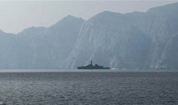 تحرك أميركي لتشكيل تحالف دولي لمرافقة السفن في مضيق هرمز تقرير يكشف التفاصيل تحرك أميركي لتشكيل تحالف دولي لمرافقة السفن في مضيق هرمز تقرير يكشف التفاصيل