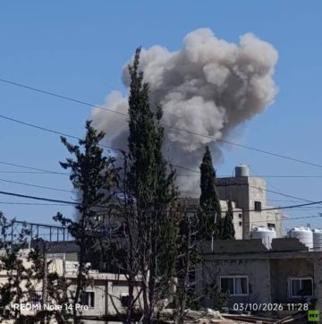 لبنان.. غارات وتقدم بري وسط تراجع الجيش اللبناني عن الخط الأزرق