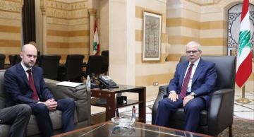 وزير الخارجية الفرنسي أكد لسلام أن بلاده تعمل مع مختلف الجهات لوقف التصعيد