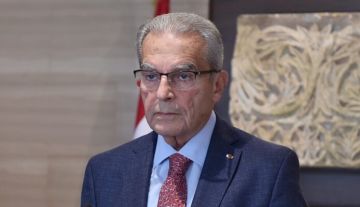 الخازن دان استهداف الأب الراعي: اعتداء على قدسية الحياة ويجب تحييد لبنان عن صراعات المحاور الخازن دان استهداف الأب الراعي: اعتداء على قدسية الحياة ويجب تحييد لبنان عن صراعات المحاور