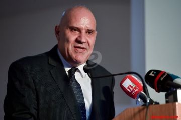 فلحه نعى علي شعيب وفاطمة ومحمد فتوني: ننحني لعطاءاتهم الكبرى