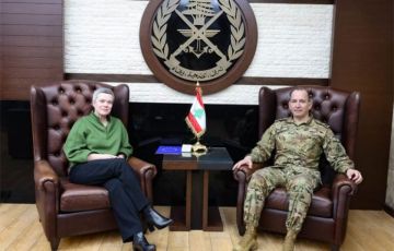 قائد الجيش يستقبل سفيرة الاتحاد الأوروبي ويبحث التطورات ويتلقى دعما من السيدة يمنى الجميل