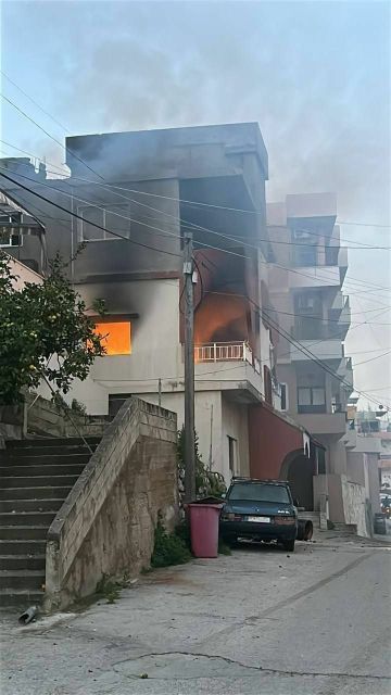 العدو استهدف منزلا في بلدة عدلون جنوب لبنان من دون وقوع إصابات العدو استهدف منزلا في بلدة عدلون جنوب لبنان من دون وقوع إصابات