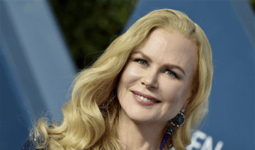 بعد انفصالها عن كيث أوربان.. هل تقع نيكول كيدمان في حب صديق عمرها سايمون بيكر؟