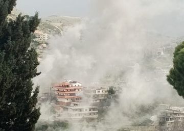 بالصورة: غارة إسرائيلية تمحو عائلة كاملة في شعت.. 6 شهداء بينهم أطفال!