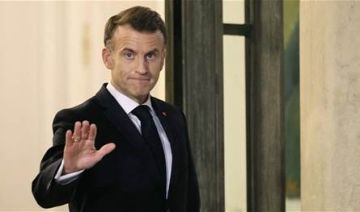 ماكرون: حزب الله ارتكب خطأ وعليه وقف هجماته فورا