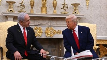 اكسيوس يكشف عن اتصال هاتفي بين ترامب ونتانياهو غير مسار التاريخ باغتيال خامنئي وبدء الحرب مع إيران