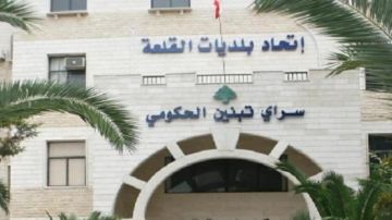 أضرار في سراي تبنين بسبب الغارات أضرار في سراي تبنين بسبب الغارات