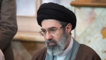 مجتبى خامنئي مرشدا تهت تهديد التصفية