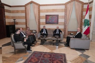 الحجار يترأس اجتماعا أمنيا إداريا لمتابعة تداعيات النزوح وتعزيز الجهوزية في ظل الاعتداءات الإسرائيلية الحجار يترأس اجتماعا أمنيا إداريا لمتابعة تداعيات النزوح وتعزيز الجهوزية في ظل الاعتداءات الإسرائيلية