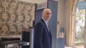 بالفيديو... الحجار لـmtv: نحنا بدنا ناخد الـ ok من الحزب؟ بالفيديو... الحجار لـmtv: نحنا بدنا ناخد الـ ok من الحزب؟