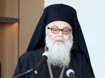 البطريرك يوحنا العاشر من كنيسة الصليب المقدس بدمشق: في عيد الصليب نطل على العالم أجمع من هذه الأرض المشرقية سائلين السلام والرحمة