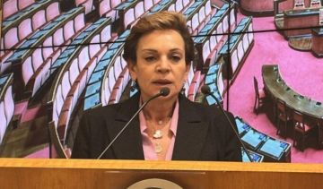 السفيرة اللبنانية في إيطاليا دعت الجالية لاجتماع طارئ لتأمين احتياجات النازحين بمراكز الإيواء