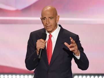 باراك يثني على دعوة عون للحوار المباشر مع إسرائيل: رفض التفاوض لا يعكس الواقع