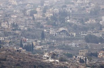 الجيش الإسرائيلي يعلن مقتل ثمانية عناصر من حزب الله وتدمير بنية تحتية في جنوب لبنان (فيديوهات) الجيش الإسرائيلي يعلن مقتل ثمانية عناصر من حزب الله وتدمير بنية تحتية في جنوب لبنان (فيديوهات)