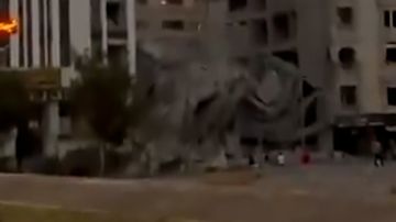 بالفيديو: تدمير مبنى في بندر عباس