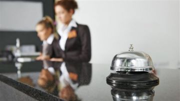 بعد حادثة أمنية في بيروت نقابة الفنادق تعلن إجراءات مشددة داخل المؤسسات الفندقية