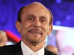 محمد صبحي يكرم نجوم الزمن الجميل: أنتم ضمير الفن الحقيقي محمد صبحي يكرم نجوم الزمن الجميل: أنتم ضمير الفن الحقيقي