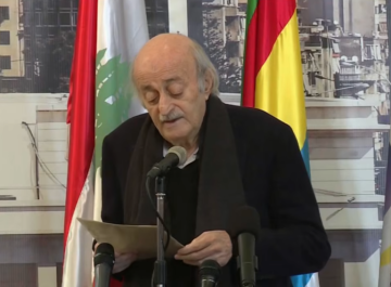 بعد إجتماع درزي موسع جنبلاط يطلق تحذيرا: لبنان لا يتحمل!