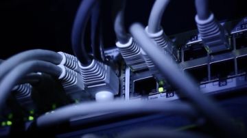 الحرب تهدد الانترنت... فهل ينقطع عن العالم؟