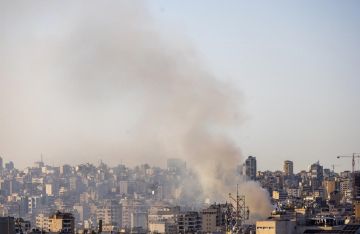 إيران تعلن مقتل أربعة من دبلوماسييها في غارة إسرائيلية على بيروت إيران تعلن مقتل أربعة من دبلوماسييها في غارة إسرائيلية على بيروت