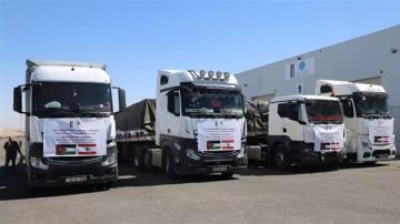 دعم أردني للبنان قافلة مساعدات إغاثية تصل عبر معبر المصنع دعم أردني للبنان قافلة مساعدات إغاثية تصل عبر معبر المصنع