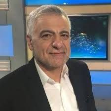 قناة المنار تنعي الإعلامي محمد شري وزوجته