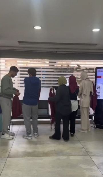 مخزومي : مبادرة خطوة إلى الأمام قدمت أكثر من 51232 خدمة إنسانية لأكثر من 11000 عائلة في بيروت مخزومي : مبادرة خطوة إلى الأمام قدمت أكثر من 51232 خدمة إنسانية لأكثر من 11000 عائلة في بيروت