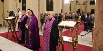 بمبادرة من الوزير مرقص وحضوره المطران عبد الساتر احتفل بالقداس الإلهي على نية السلام في لبنان بمشاركة وتغطية اعلامية
