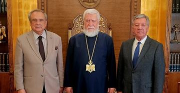 حبيب أطلع البطريرك كيشيشيان على نشاط مصرف الإسكان: يزاول عمله ويستقبل اللبنانيين يوميا