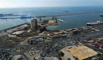 نقيب شركات الترانزيت: للتراجع عن قرار إقامة مخيمات للنازحين قرب مرفأ بيروت نقيب شركات الترانزيت: للتراجع عن قرار إقامة مخيمات للنازحين قرب مرفأ بيروت