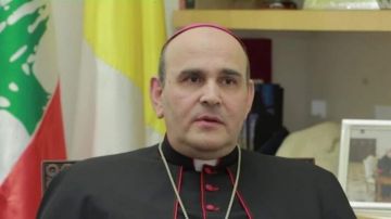 السفير البابوي من بلدة القليعة: سأعمل على تأمين المساعدات وضمان حفظ الأمن في منطقتكم وعليكم أن تكونوا يدا واحدة السفير البابوي من بلدة القليعة: سأعمل على تأمين المساعدات وضمان حفظ الأمن في منطقتكم وعليكم أن تكونوا يدا واحدة