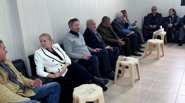 نائب رئيس الكتائب زار بشتودار البترونية معايدا بالفطر