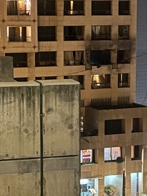 سقوط 4 شهداء نتيجة غارة إسرائيلية استهدفت شقة داخل فندق رمادا في الروشة فجر اليوم