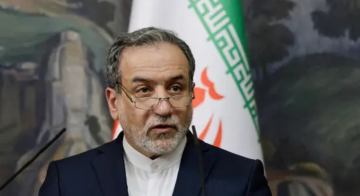 عراقجي: نرفض التفاوض مع واشنطن ومستعدون لمواجهة غزو بري أميركي عراقجي: نرفض التفاوض مع واشنطن ومستعدون لمواجهة غزو بري أميركي