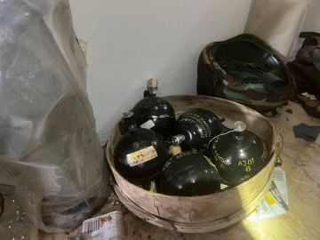 الجيش الإسرائيلي يعلن العثور على أسلحة نوعية جنوب لبنان (صور) الجيش الإسرائيلي يعلن العثور على أسلحة نوعية جنوب لبنان (صور)